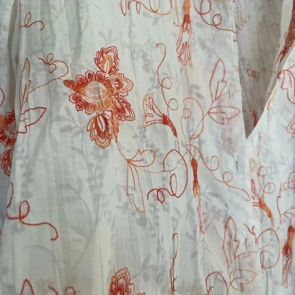 Marie Claire button down shirt with orange embroidered design size small - Picture 5 of 7